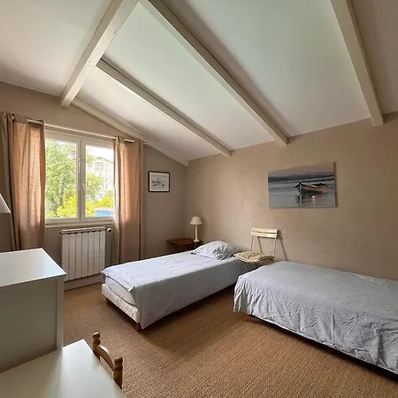Holiday home Maison Spacieuse Avec Piscine, Jardins, A 5 Min Des Plages! - Fr-1-239-1064 Saint-Jean-de-Luz