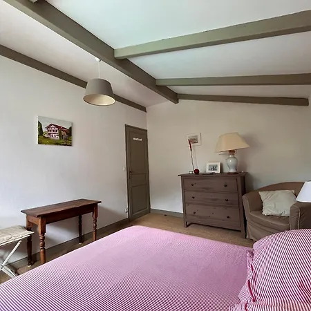 Maison Spacieuse Avec Piscine, Jardins, A 5 Min Des Plages! - Fr-1-239-1064 Holiday home *