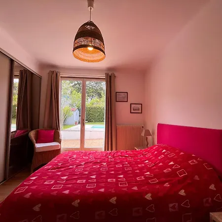 Holiday home Maison Spacieuse Avec Piscine, Jardins, A 5 Min Des Plages! - Fr-1-239-1064