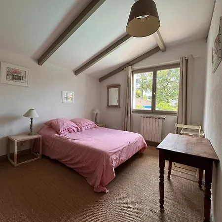 Holiday home Maison Spacieuse Avec Piscine, Jardins, A 5 Min Des Plages! - Fr-1-239-1064 *
